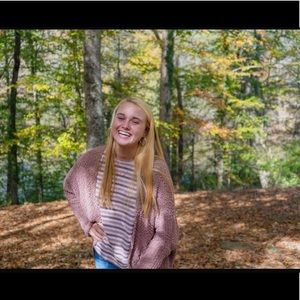 Meet your Posher, Abigail